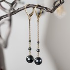 Boucles d'oreilles pendantes longues perles gris metal et bronze avec dormeuses