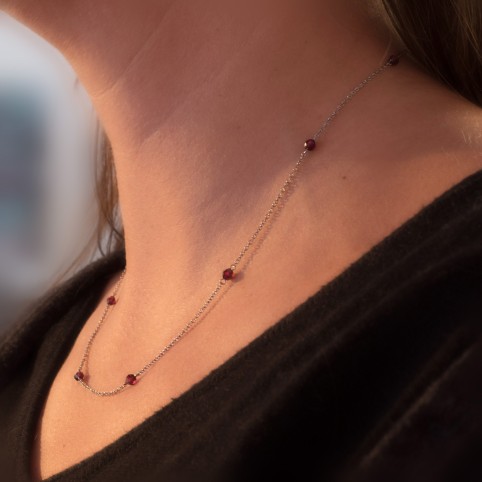 Dainty steel necklace with garnet beads
