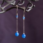 Boucles d'oreilles pendantes titane pur et perles d'agate bleue - Boucles d'oreilles hypoallergéniques