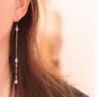 Boucles d'oreilles pendantes fines et très longues en titane pur et perles de calcédoine - Boucles d'oreilles hypoallergéniques